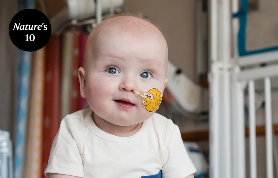 图:首例个性化 CRISPR 基因疗法挽救了婴儿的生命(来源:《自然》官网)