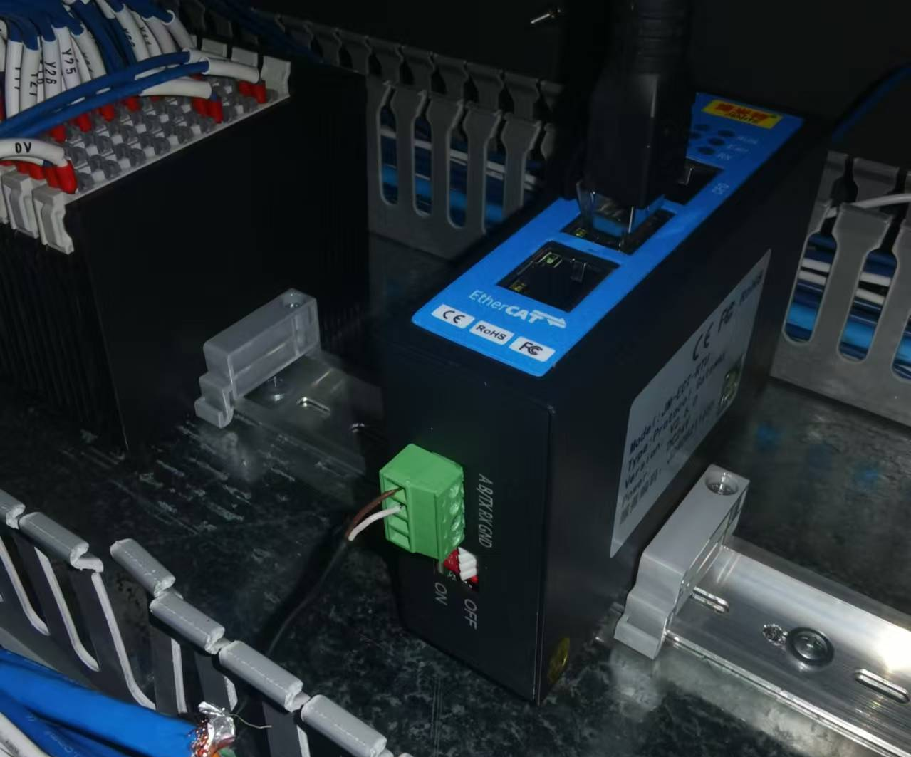 Modbus RTU转EtherCAT协议转换网关实现巴赫曼PLC与Baumer堡盟编码器通讯的配置案例(图3)