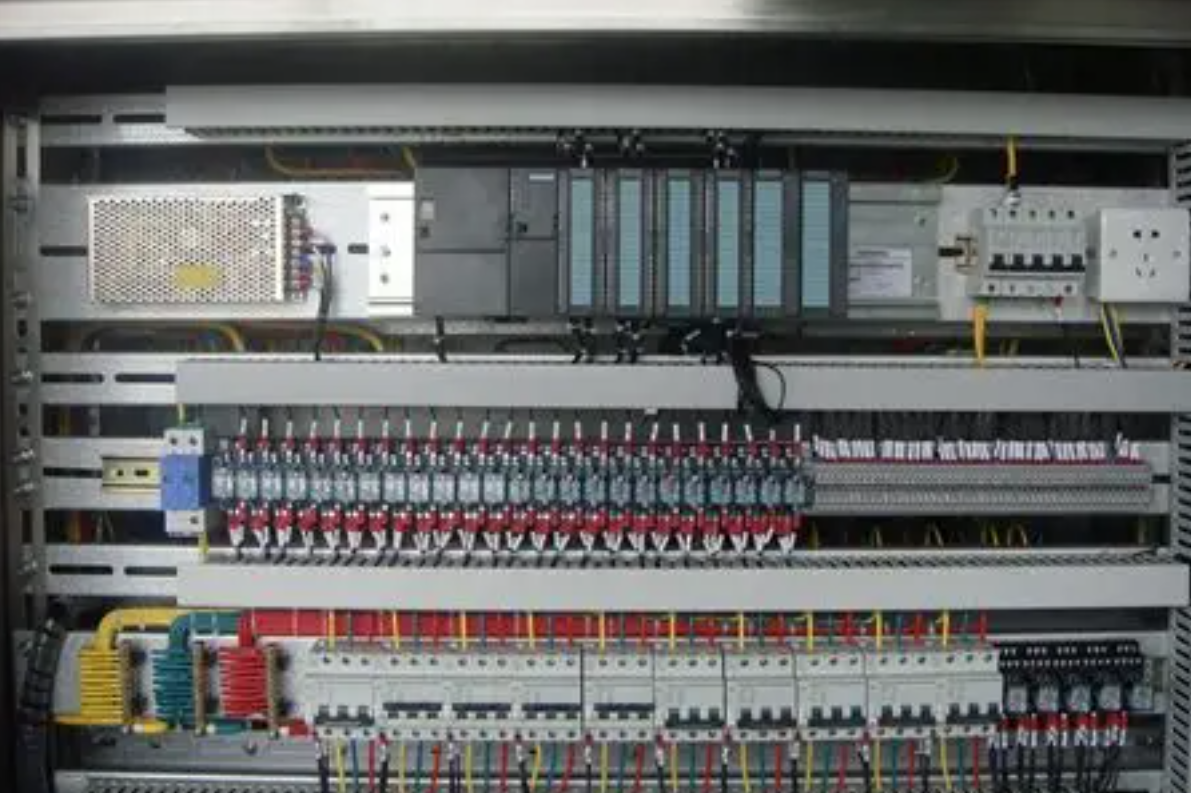 西门子S7-200PLC借助于以太网模块同时与S7-1500PLC和触摸屏及Modbus RTU变频器通讯案例(图5)