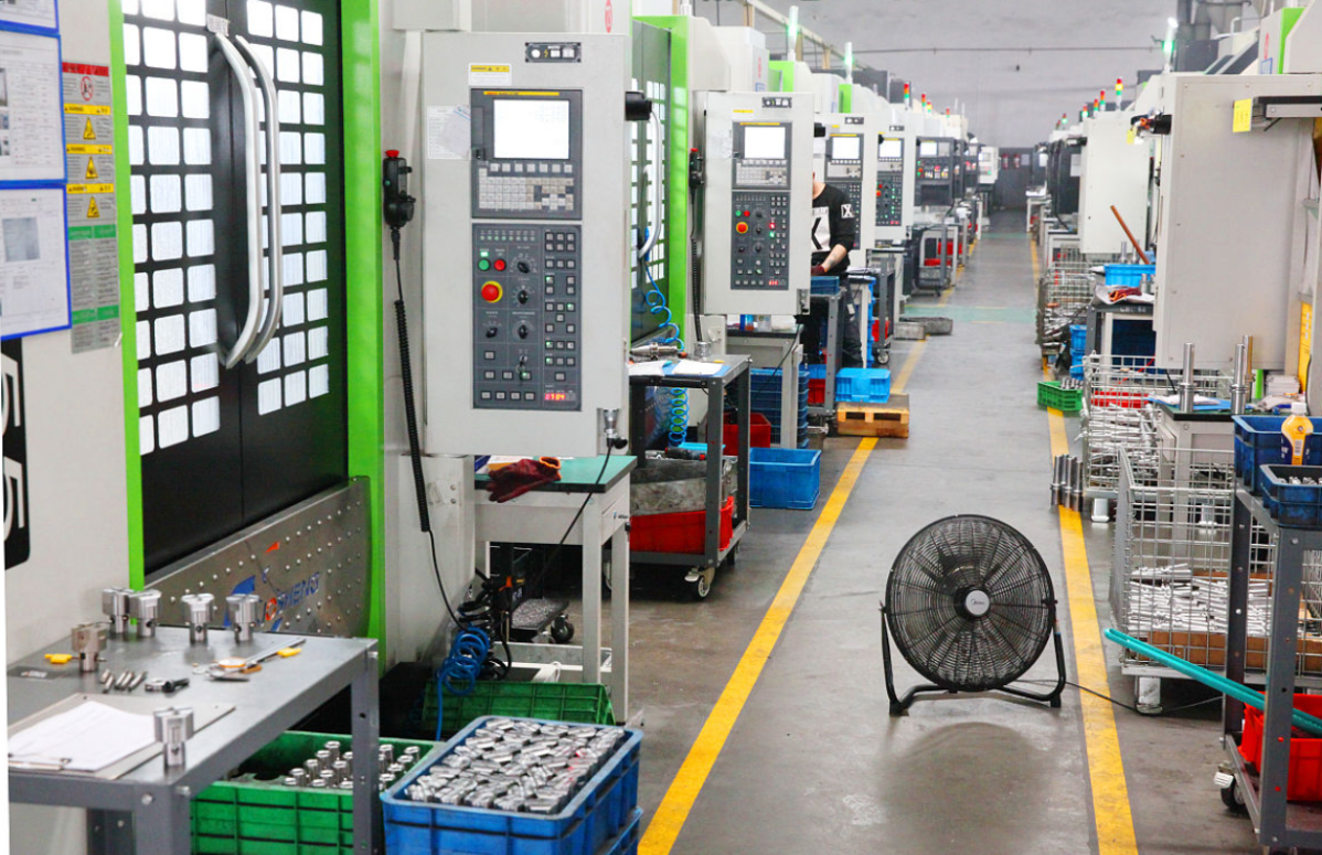 欧姆龙CPM1A系列PLC借助以太网模块同时与上位机和触摸屏,变频器高效通讯案例(图2)