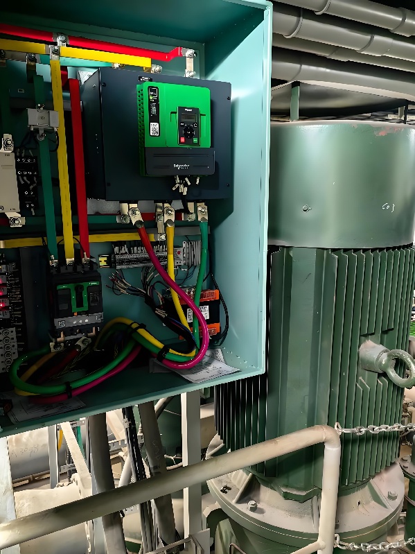 施耐德M200 PLC借助于以太网通讯模块与上位机通讯实现触摸屏监控的应用配置案例(图5)