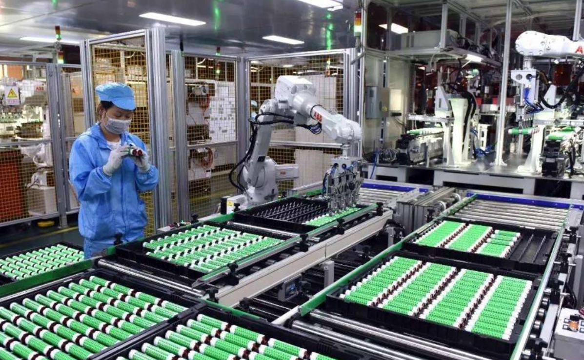 欧姆龙CPM1A系列PLC借助以太网模块同时与上位机和触摸屏,变频器高效通讯案例(图4)