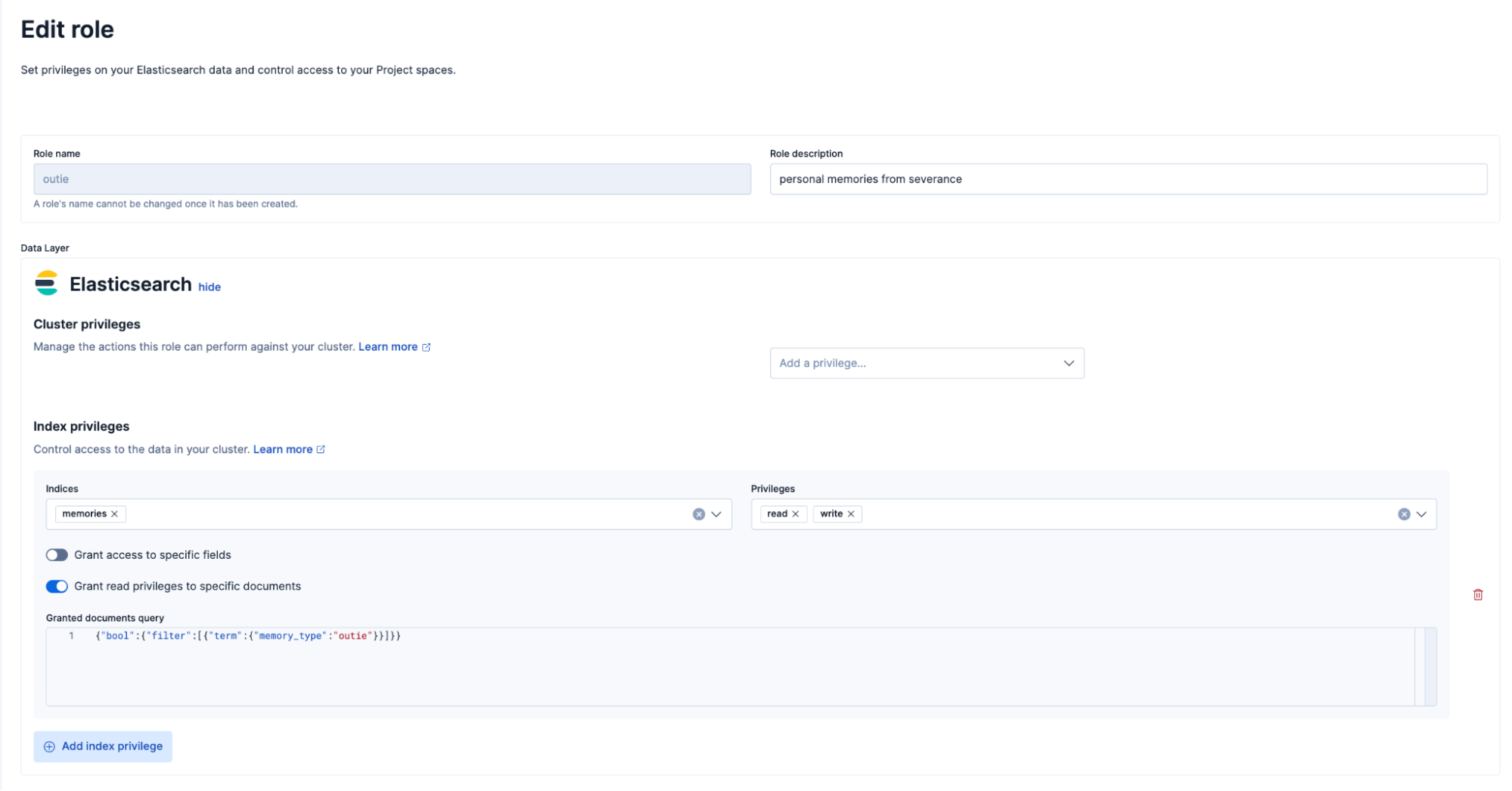 Elasticsearch 角色配置界面，显示一个对 memories 索引具有读写权限的角色，并使用文档级安全来限制对特定记忆文档的访问，用于管理记忆的智能 Agent。