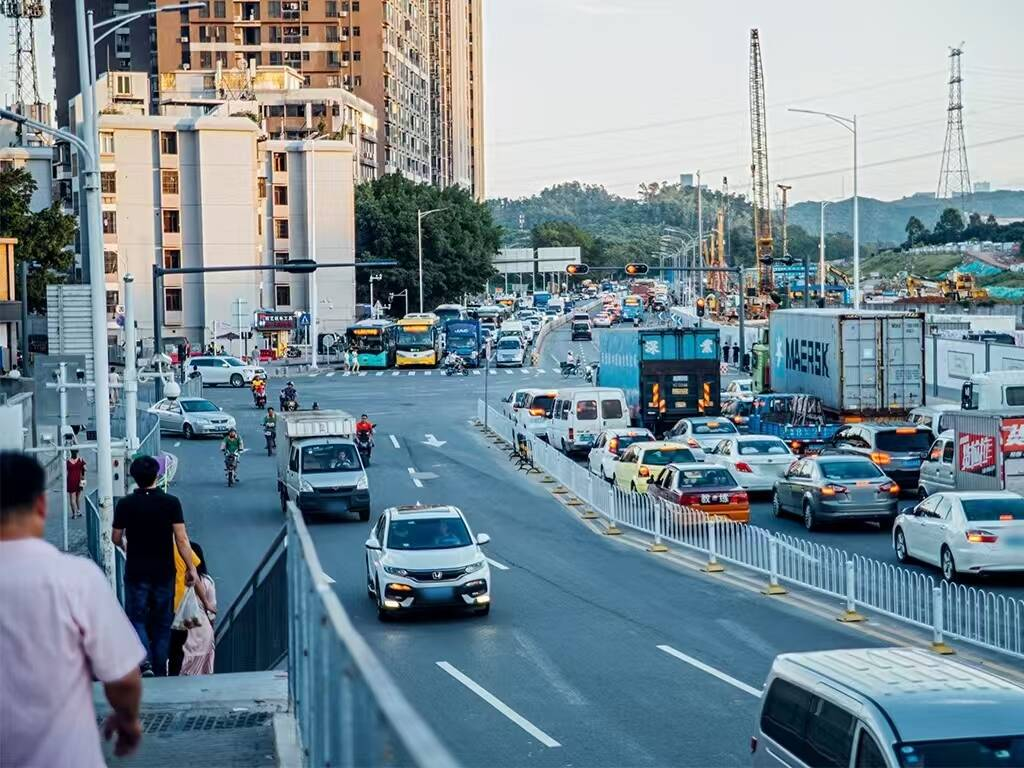 图 8 car.jpg