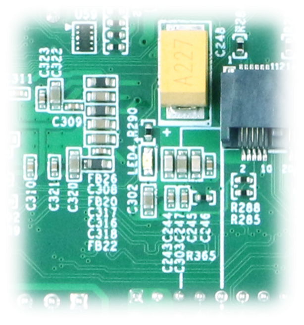 图 22 NVMe硬盘状态指示灯实物图