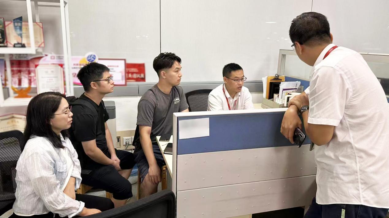 盘古信息在客户办公室了解IMS系统使用情况