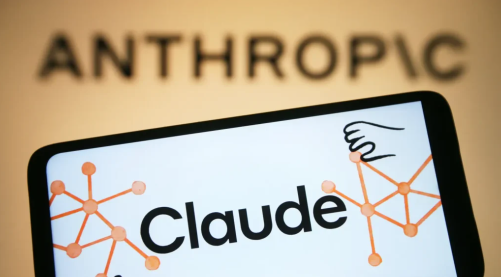 Claude Code：终端上的 AI 编码助手，潜力与挑战并存