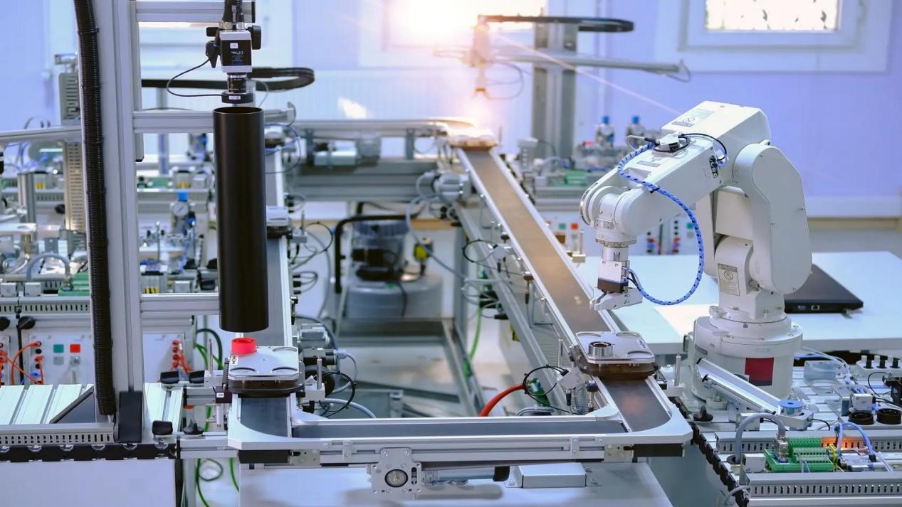 09b4f12d0e80b0411af8f0be7bdf7c37_6702cfb2ee40444fad4b7af741e15bde