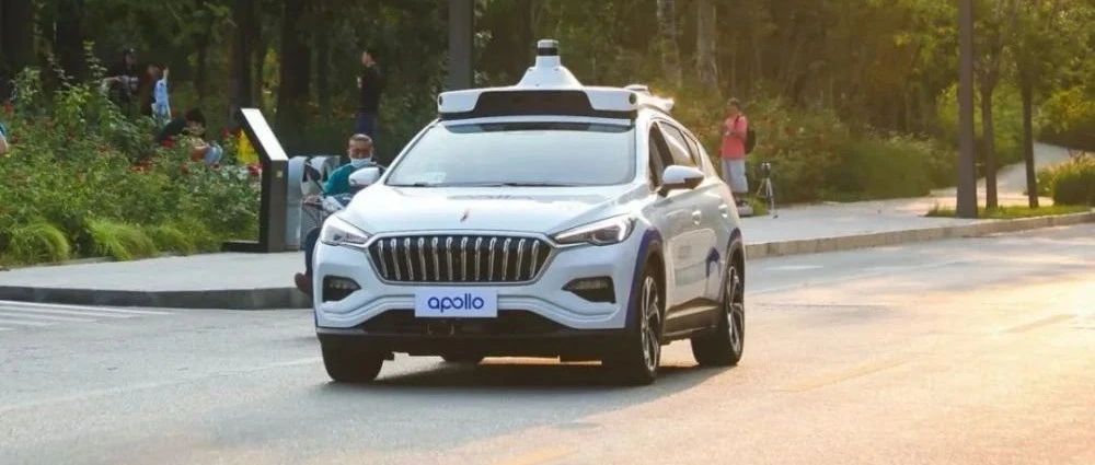 Robotaxi有进账了！中国自动驾驶商业化迈出一大步