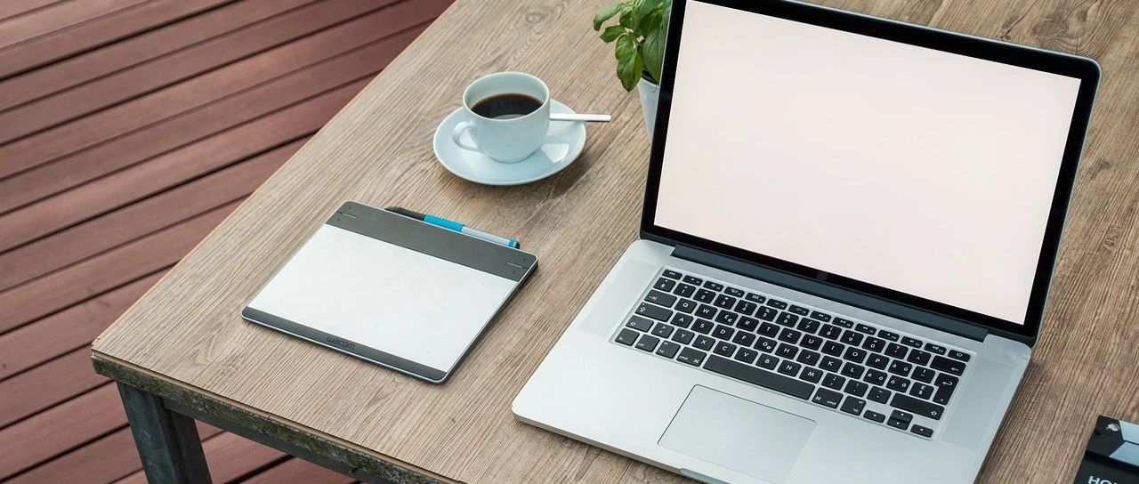 Java 中用到的线程调度算法是什么？