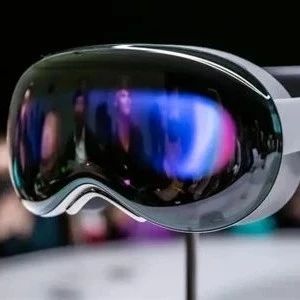 苹果Vision Pro预售：18分钟内售罄，代购加价上万！
