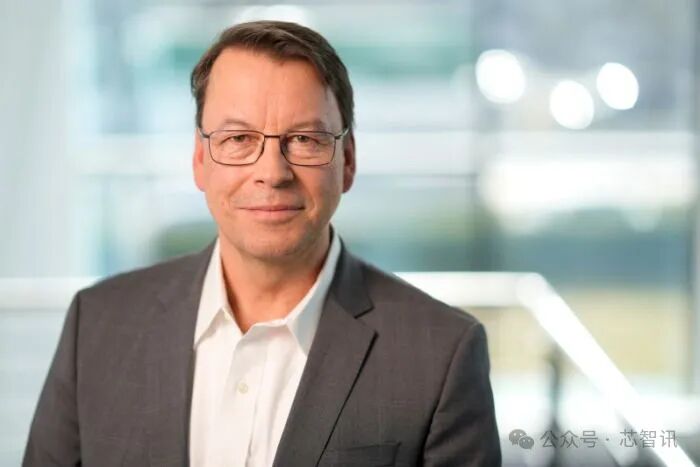 Portrait of Burckhardt Frick, CEO of SUSS MicroTec.