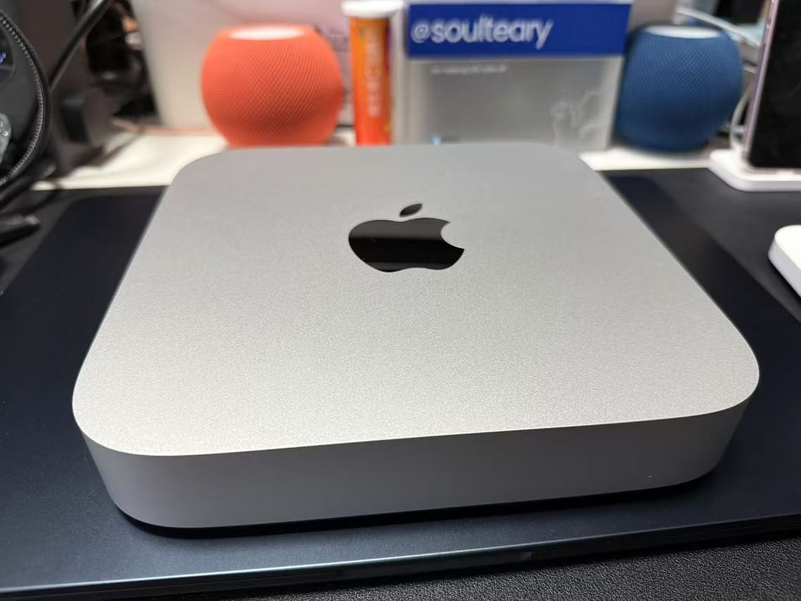 突破内存限制：Mac Mini M2 服务器化实践指南