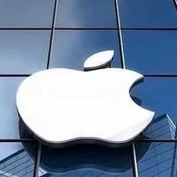 亚马逊云科技宣布接入两款国产基础大模型；苹果公司据悉计划为机密计算定制芯片；三星已开始使用AI技术设计半导体丨每日大事件