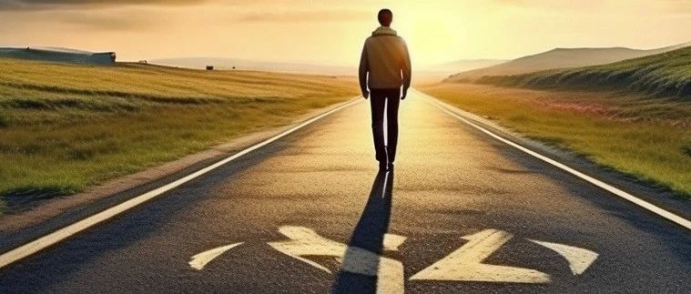 中国大模型的路，是不是走歪了？
