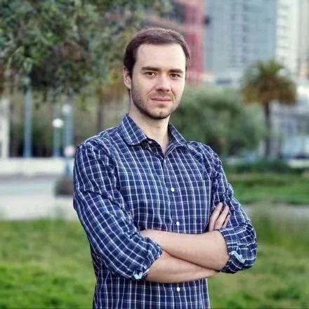 加入最火OpenAI，特斯拉前AI总监Andrej Karpathy自宣回归