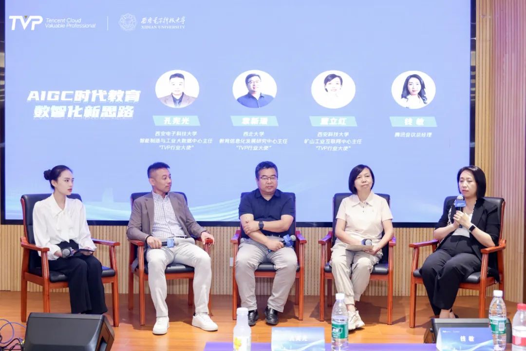 请在此添加图片描述