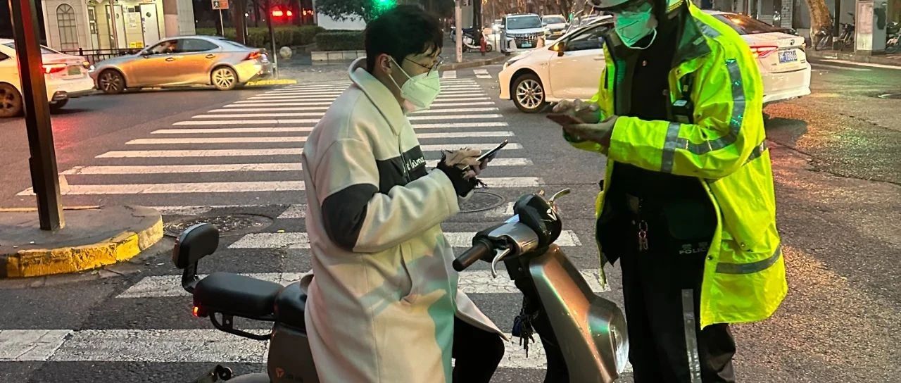 我发现很多程序员都不会打日志。。