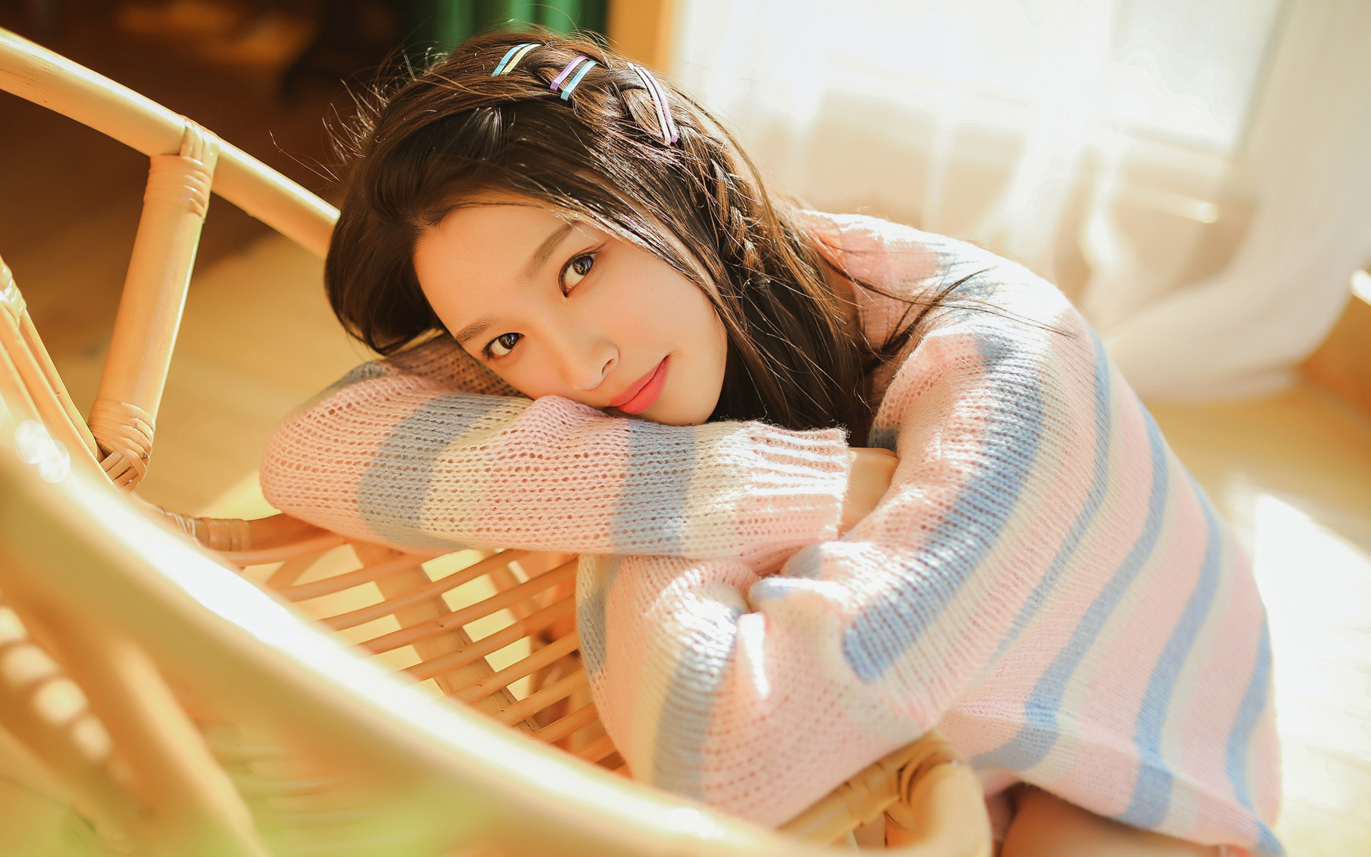 自判断手机电脑美女图片API