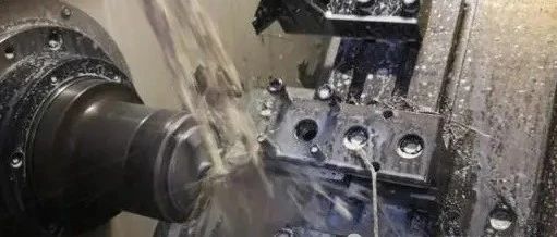 数控机床为什么会产生振动爬行？