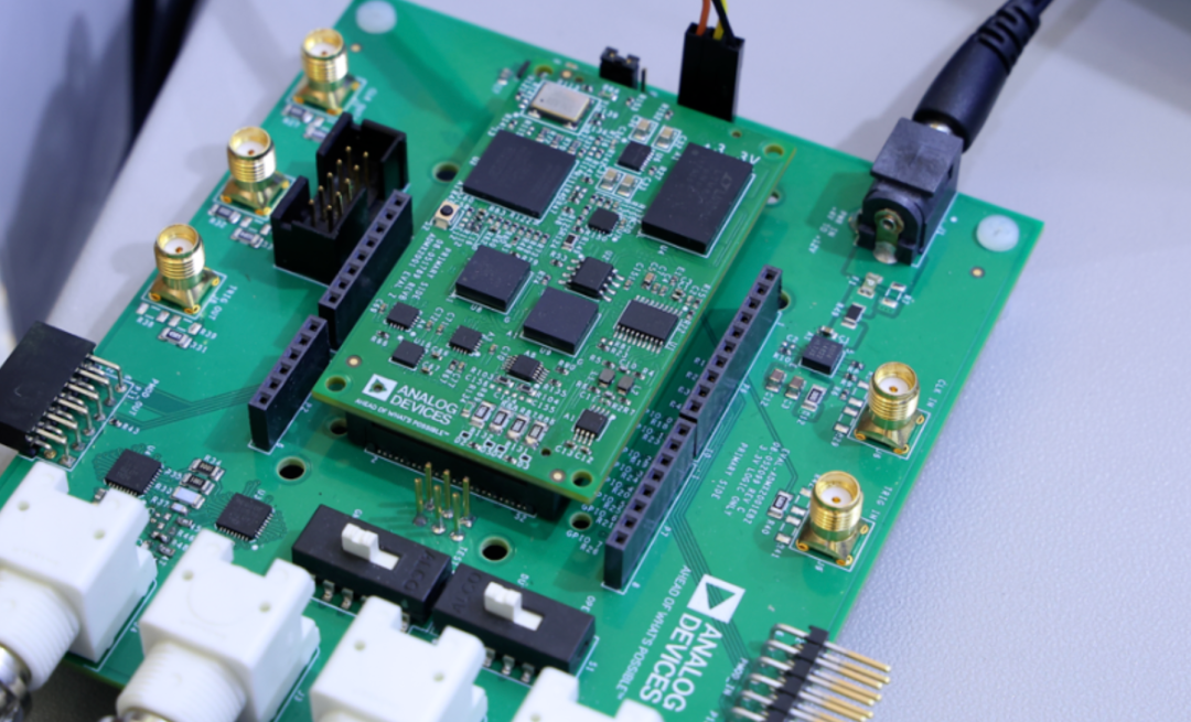 这个是展会的图，小板子+载板