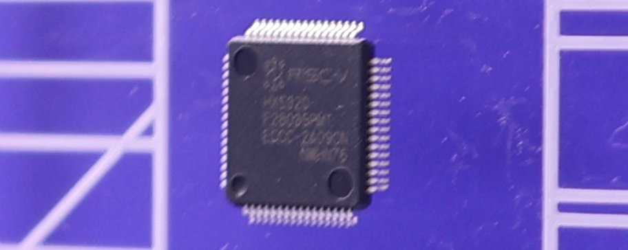 把 RISC-V 印上面,合法吗?