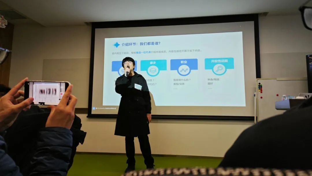 请在此添加图片描述