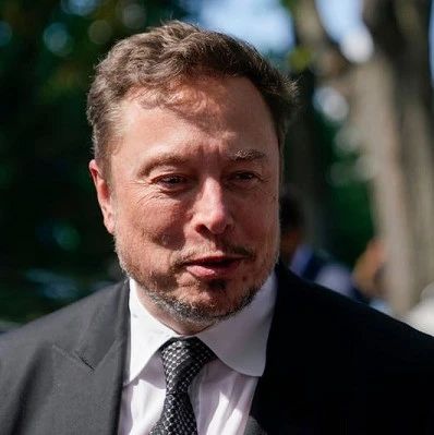 CEO年终奖排名出炉！马斯克33亿元排第一、劈材哥第二、苏妈第11、老黄仅位居33
